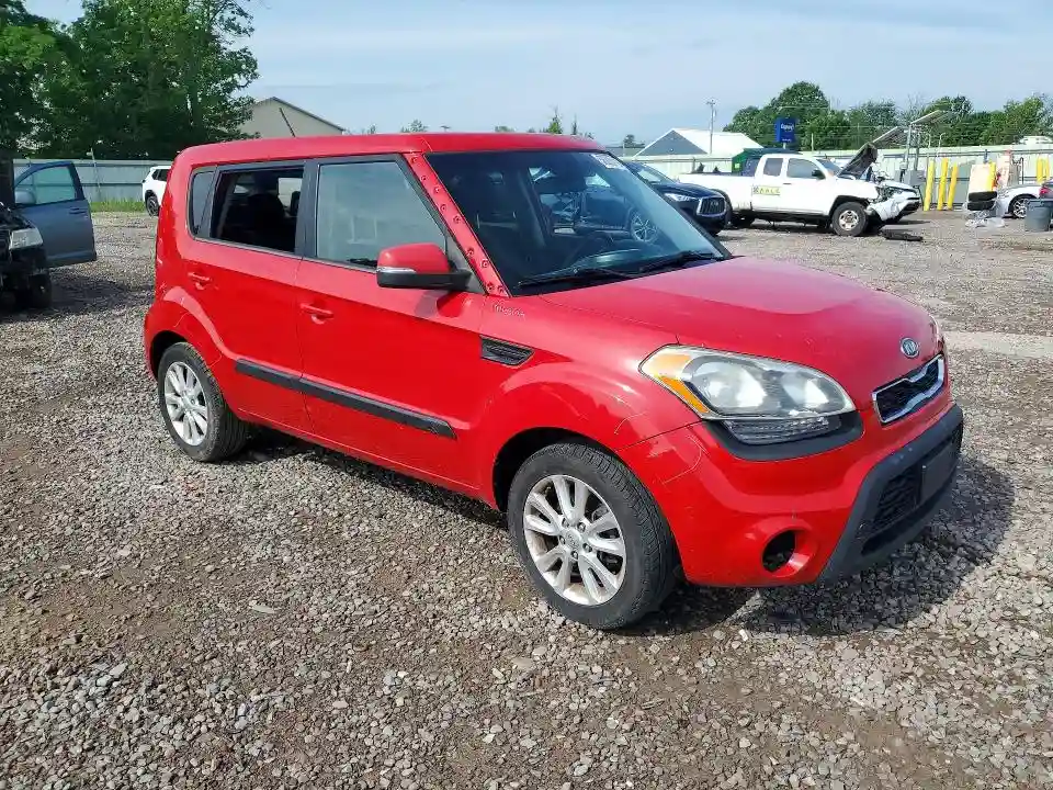 KNDJT2A6XC7453404 2012 KIA SOUL-3