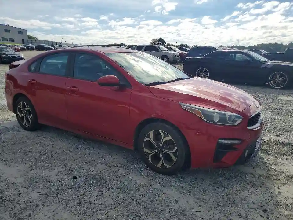3KPF24AD1KE027067 2019 KIA FORTE LXS-3