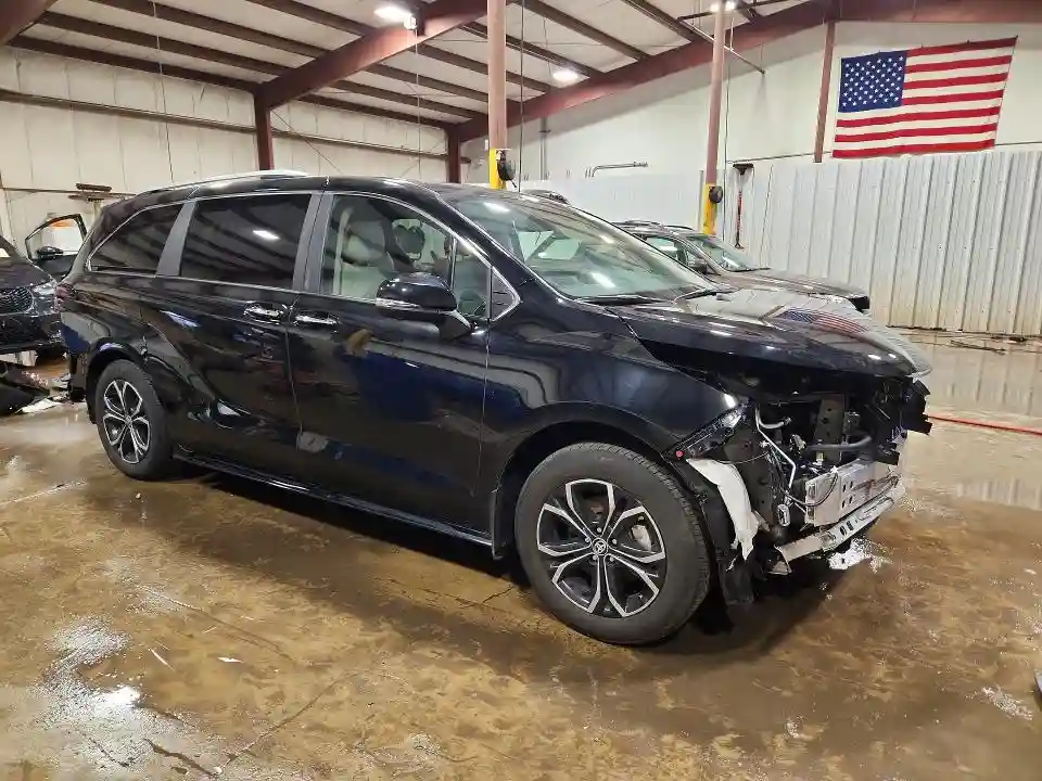 5TDESKFC6SS164317 2025 TOYOTA SIENNA-3