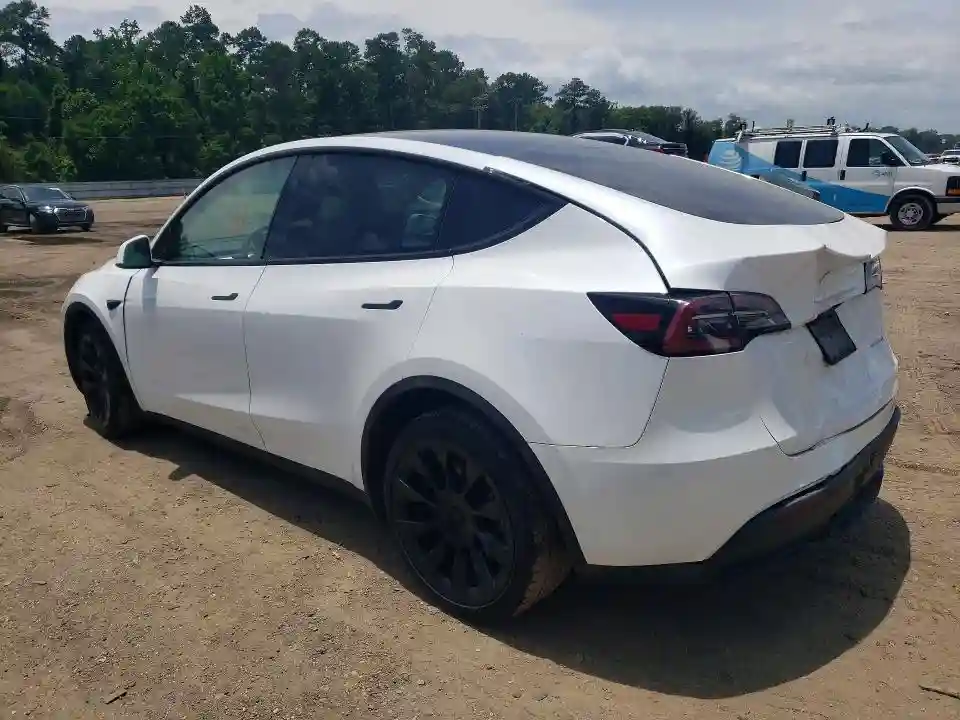 7SAYGDEE7PF876847 2023 TESLA MODEL Y-1