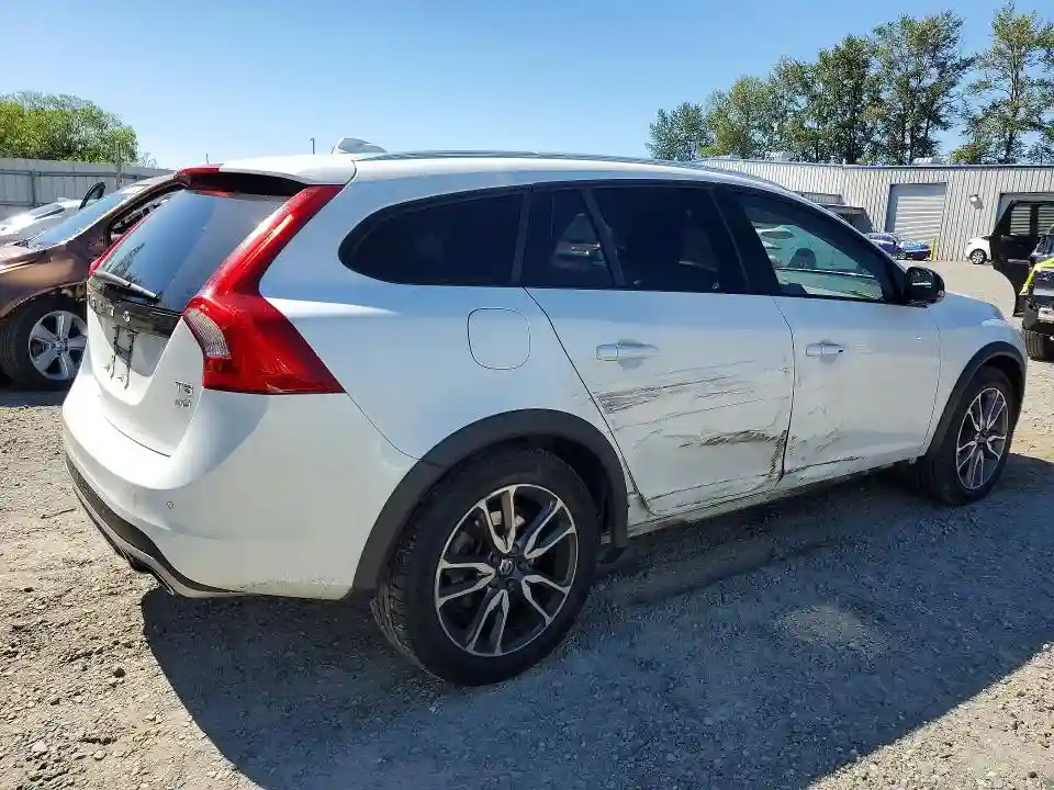 YV4612HK7G1016934 2016 VOLVO V60-2