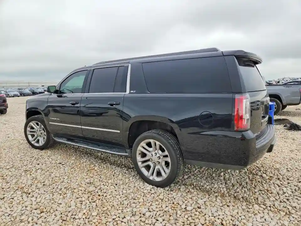1GKS1GKC7JR389338 2018 GMC YUKON-1