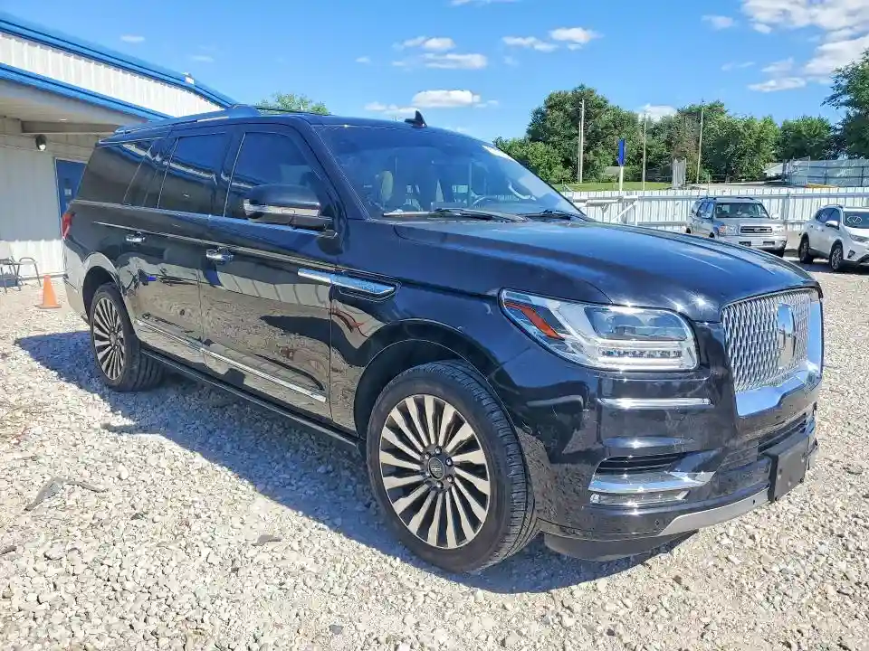5LMJJ3LT9KEL03110 2019 LINCOLN NAVIGATOR-3