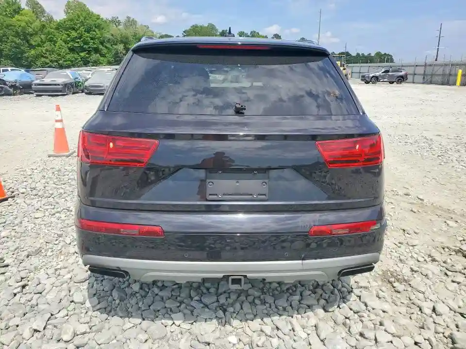 WA1LAAF78HD010097 2017 AUDI Q7-5