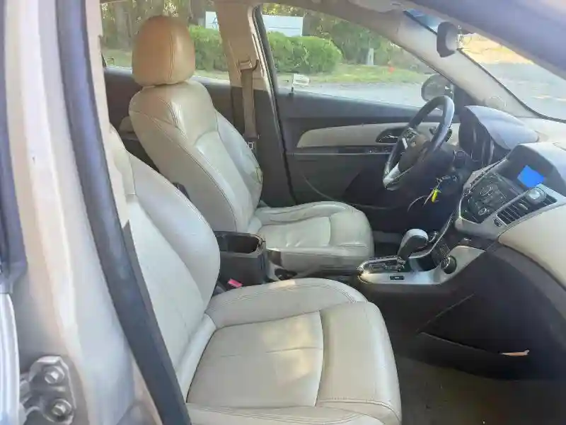 1G1PG5S9XB7179542 2011 CHEVROLET CRUZE-4