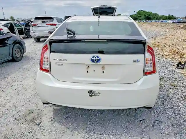 JTDKN3DU9E1780381 2014 TOYOTA PRIUS-5
