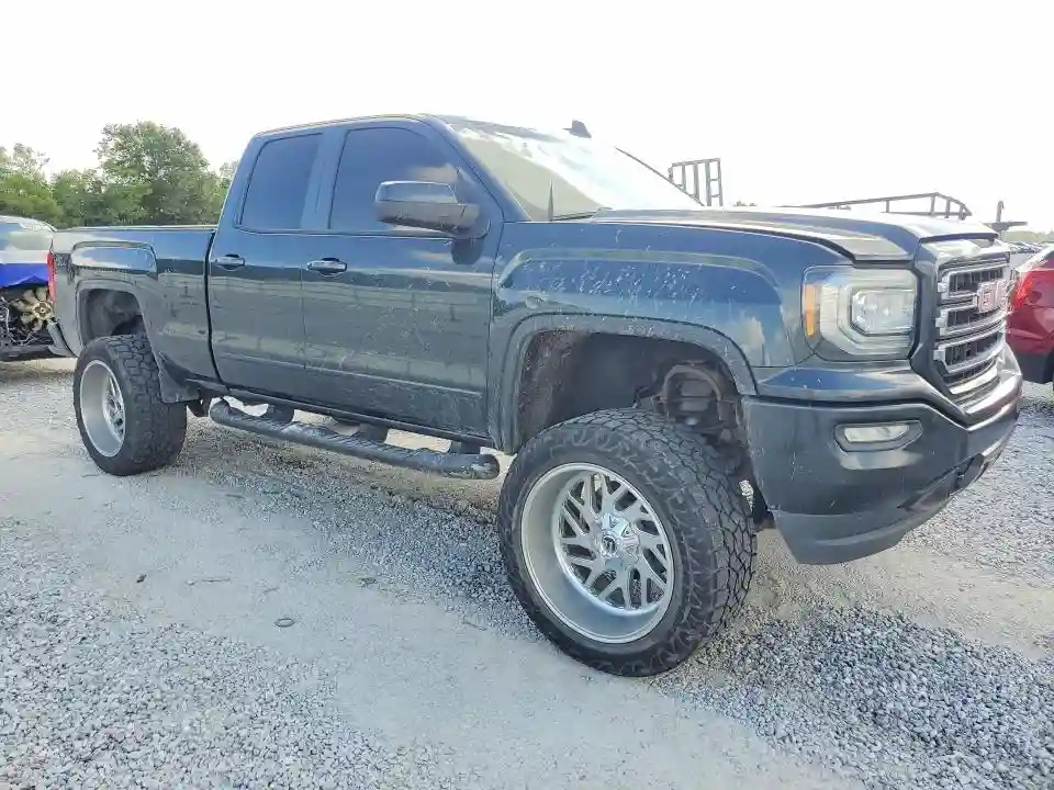1GTR1LEH4JZ213857 2018 GMC SIERRA-3