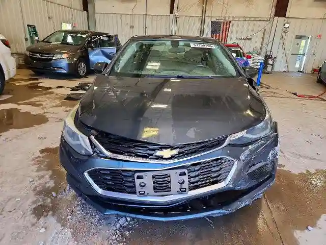 1G1BE5SM7H7281085 2017 CHEVROLET CRUZE-4