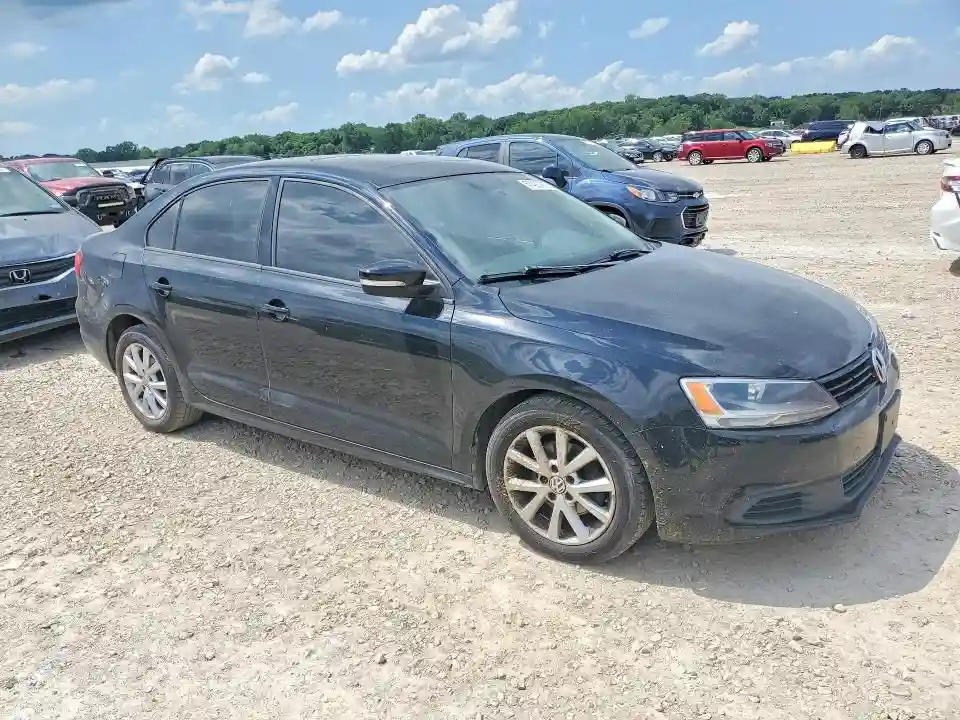 3VWBP7AJXCM452279 2012 VOLKSWAGEN JETTA-3