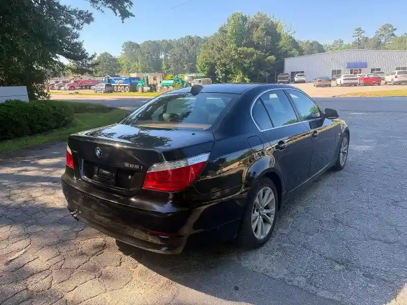 WBANV1C50AC159960 2010 BMW 5 SERIES-3