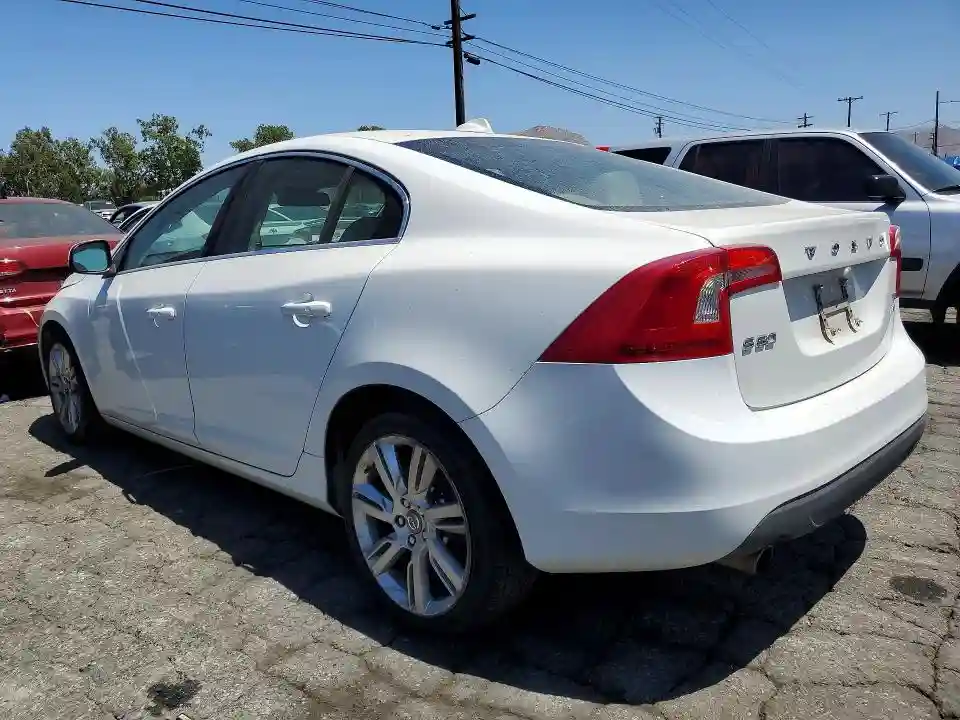 YV1902FH5B2006538 2011 VOLVO S60-1