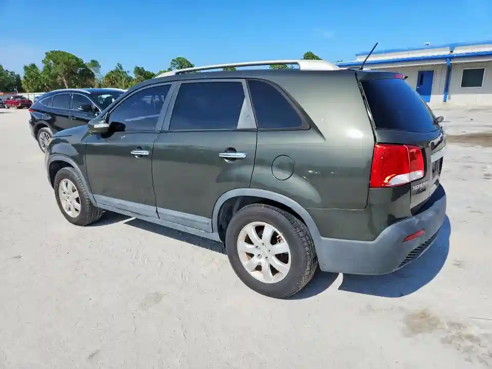 5XYKT3A13BG119344 2011 KIA SORENTO-1