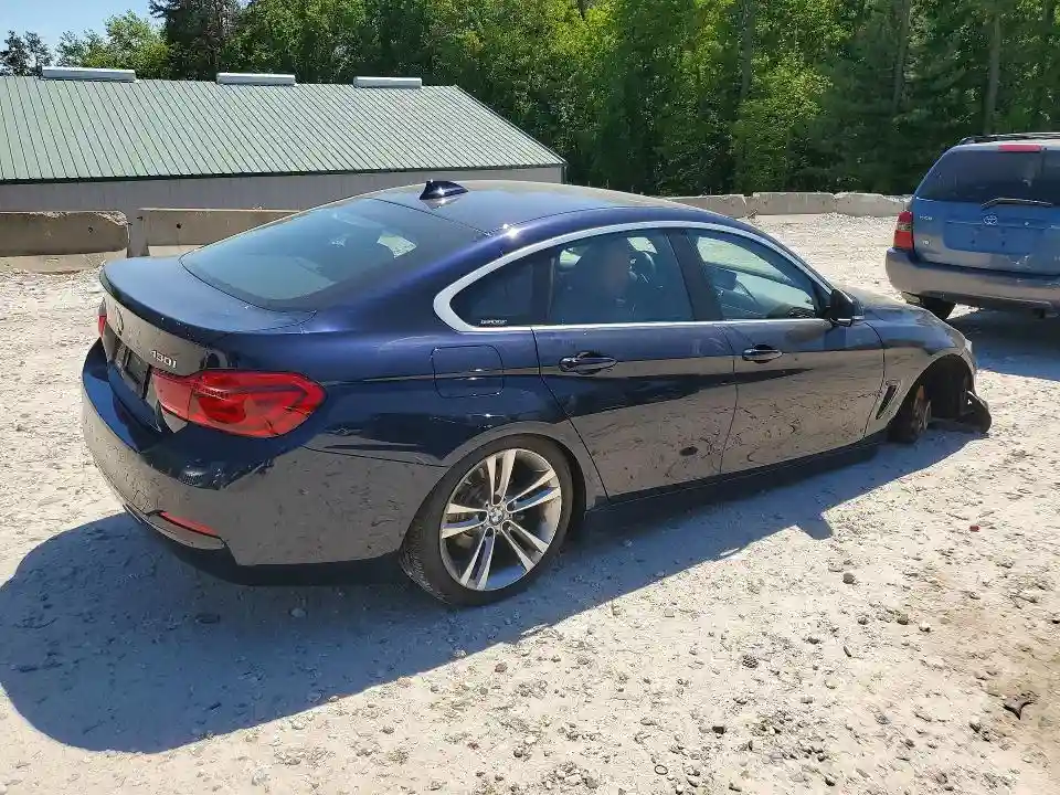 WBA4J3C5XJBG96055 2018 BMW 4 SERIES-2