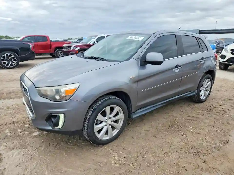 4A4AR4AU5FE013320 2015 MITSUBISHI OUTLANDER-0
