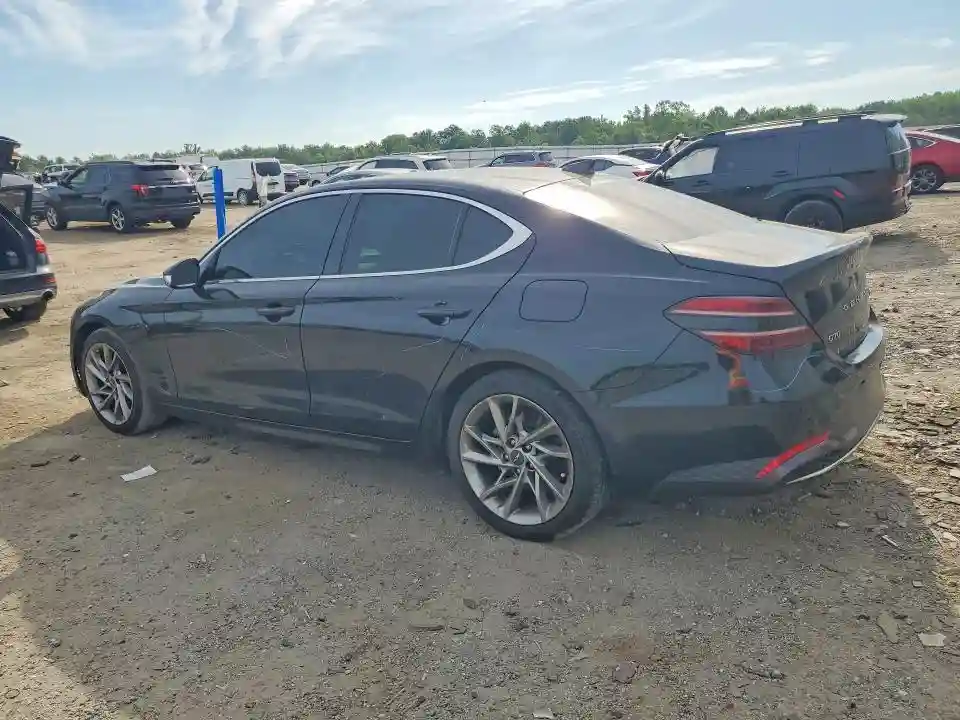 KMTG34TA6NU095845 2022 GENESIS G70 2.0T-1