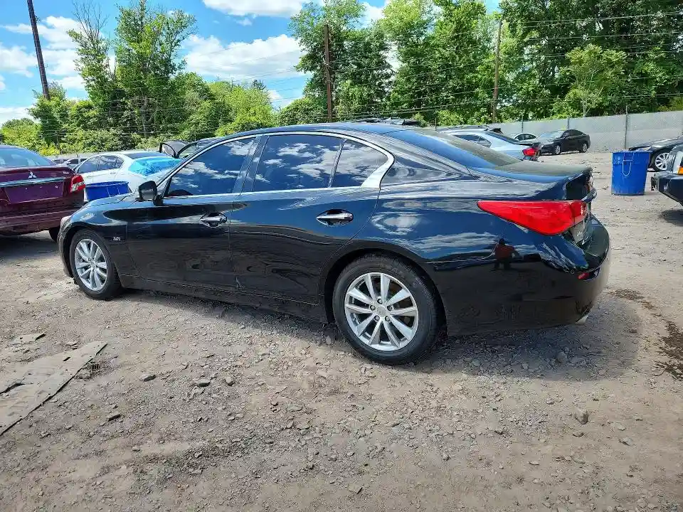 JN1EV7AR5HM830994 2017 INFINITI Q50-1