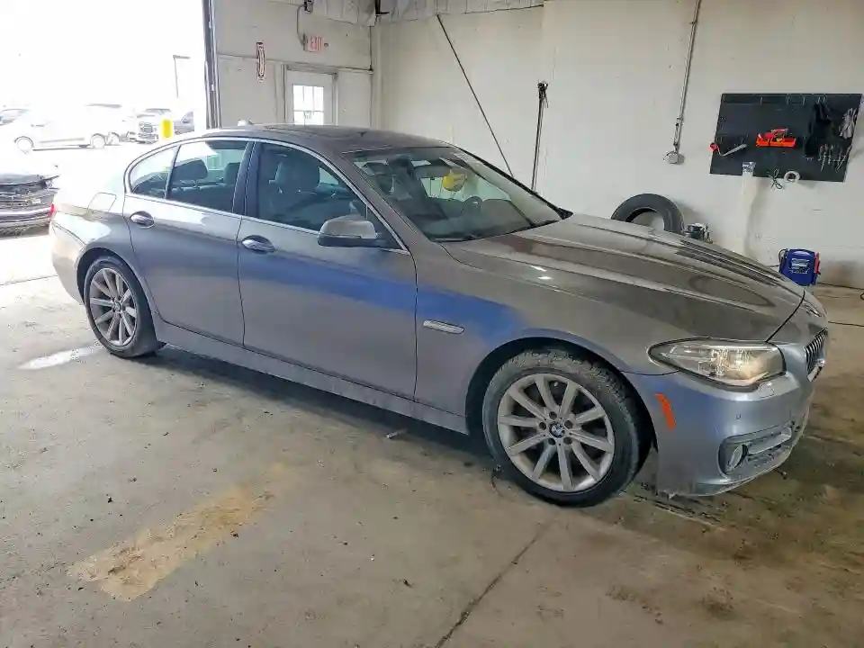 WBA5B1C53FD919731 2015 BMW 5 SERIES-3