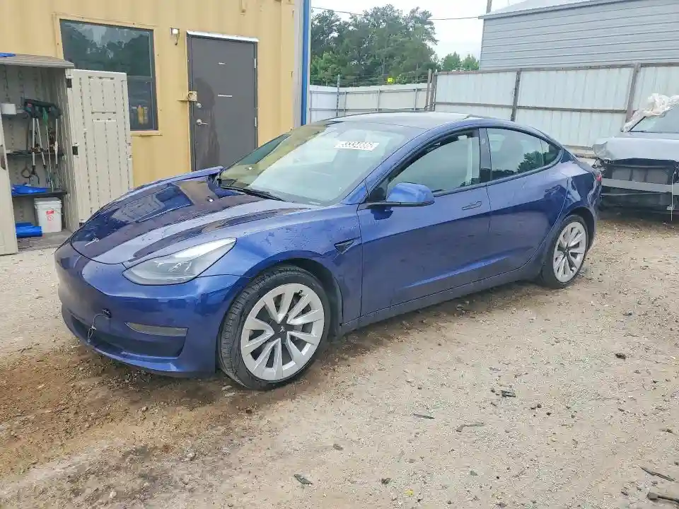 5YJ3E1EA7PF433946 2023 TESLA MODEL 3-0