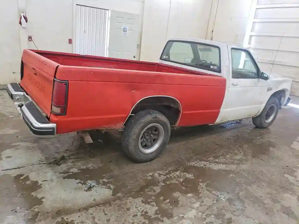 1GBCS14R0J2194383 1988 CHEVROLET S10-2