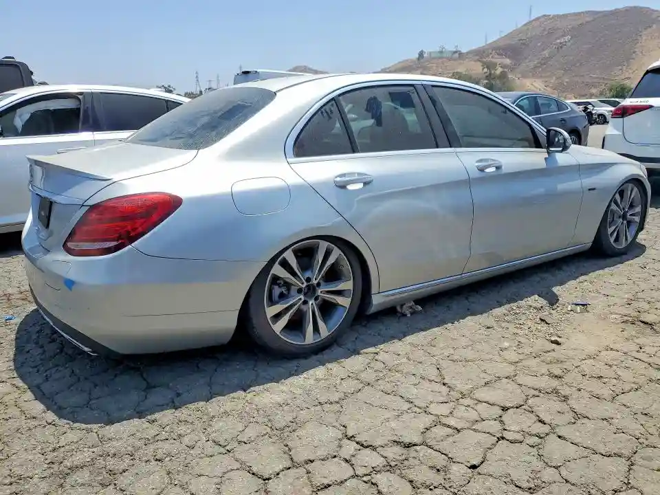 55SWF4HB6JU259275 2018 MERCEDES-BENZ C-CLASS-2