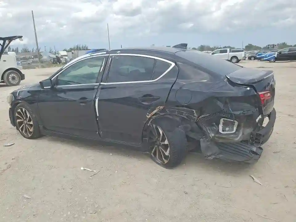 19UDE2F45JA007466 2018 ACURA ILX-1