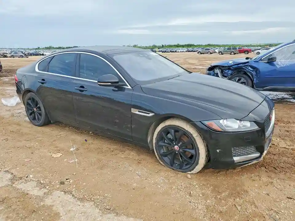 SAJBD4BN4HCY46253 2017 JAGUAR XF-3