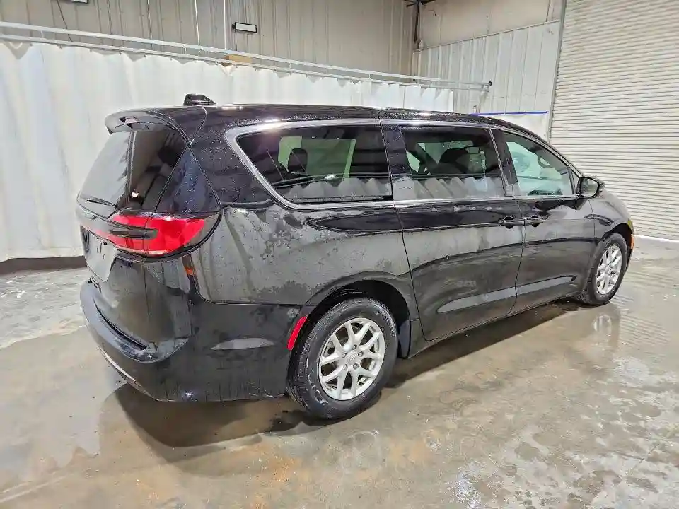 2C4RC1BGXSR614741 2025 CHRYSLER PACIFICA-2