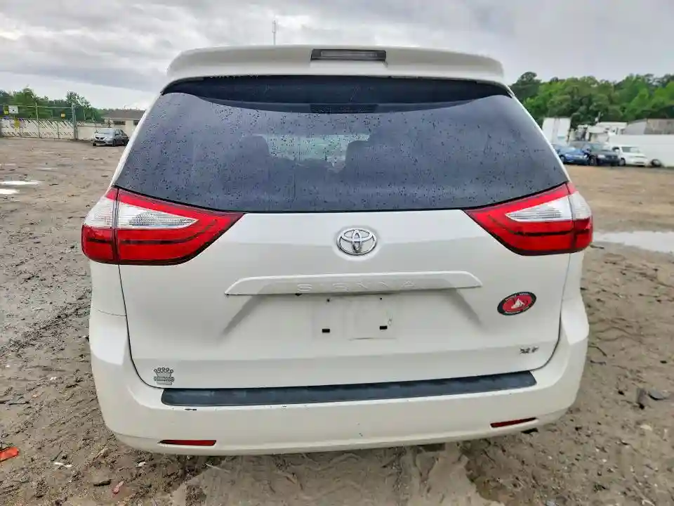5TDYZ3DC3HS885284 2017 TOYOTA SIENNA-5
