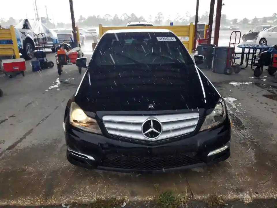 WDDGF4HBXDR298476 2013 MERCEDES-BENZ C-CLASS-4