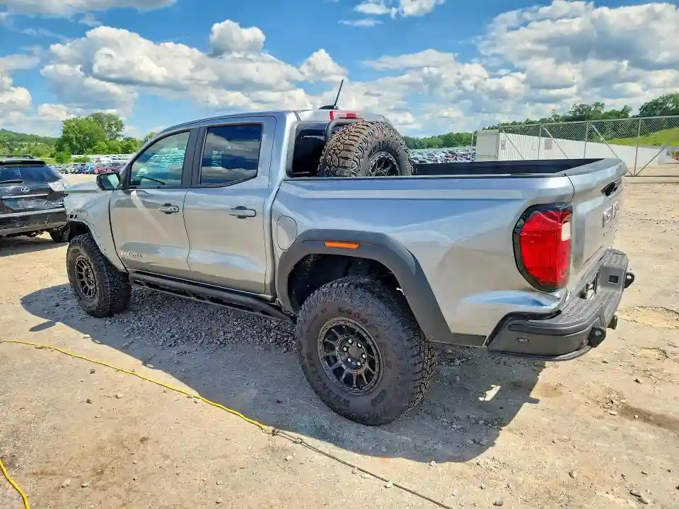 1GTP6EEK7R1205259 2024 GMC CANYON-1