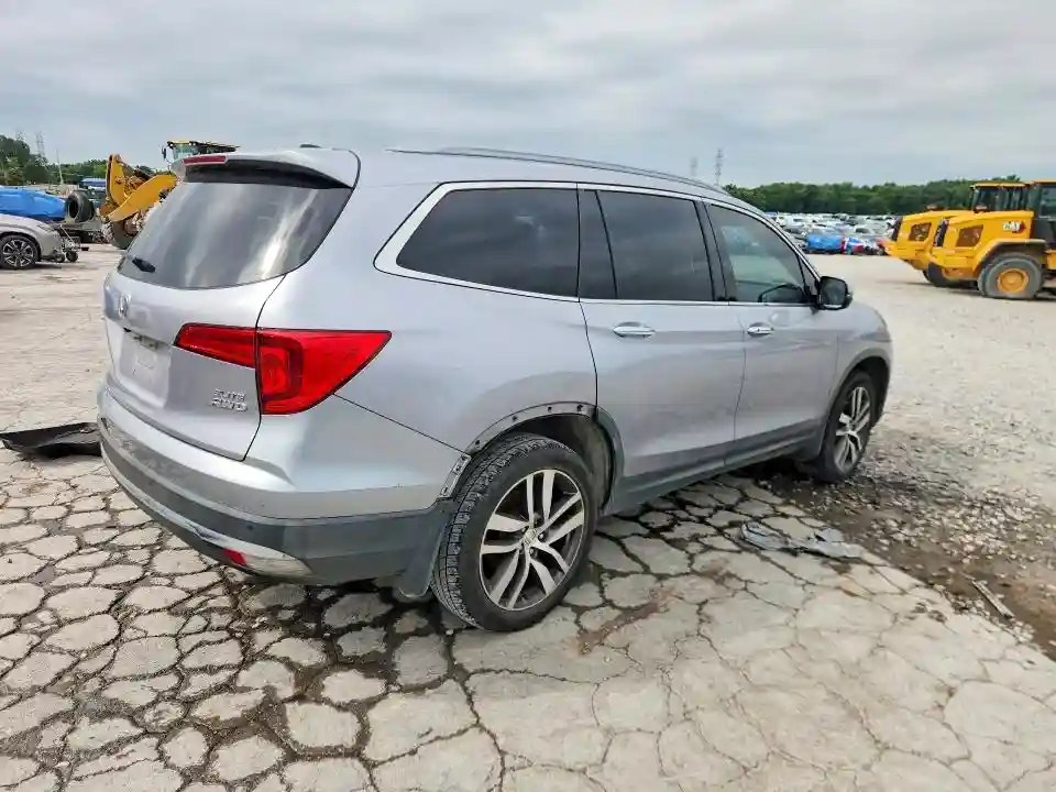 5FNYF6H09HB069114 2017 HONDA PILOT-2