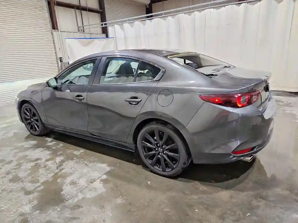 JM1BPABM9S1761584 2025 MAZDA MAZDA3-1