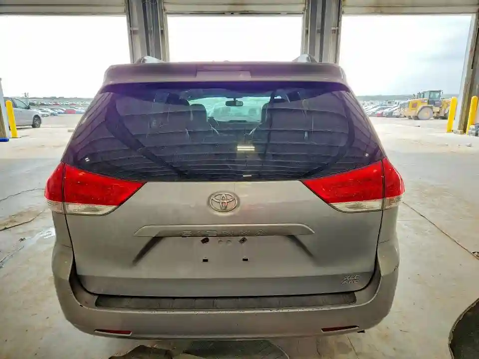 5TDDK3DC3ES088046 2014 TOYOTA SIENNA-5