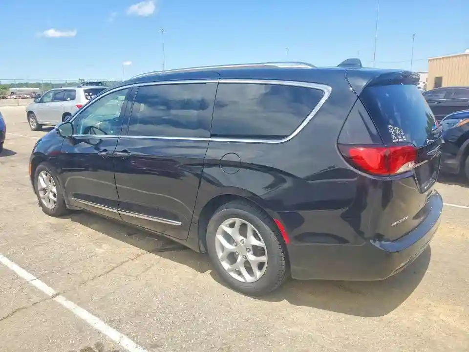 2C4RC1GG3KR731439 2019 CHRYSLER PACIFICA-1