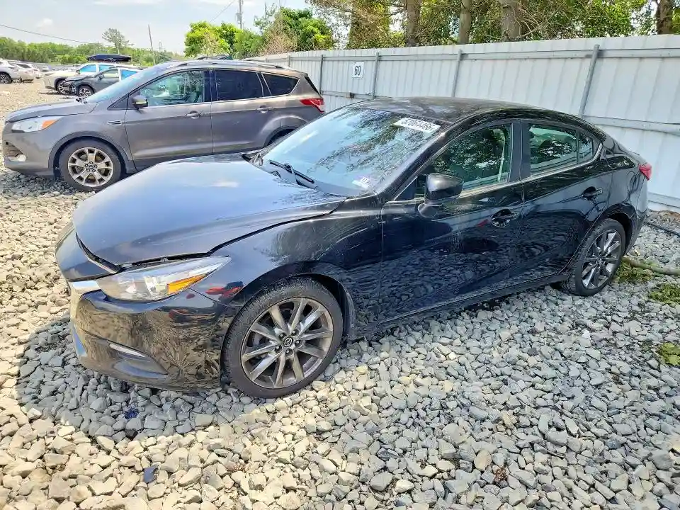 3MZBN1V32JM164414 2018 MAZDA 3-0