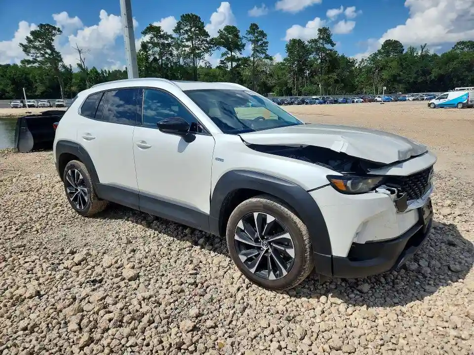 7MMVAAEW3SN137073 2025 MAZDA CX-50-3