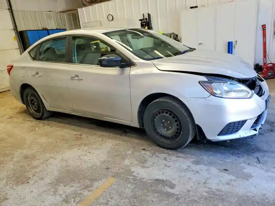 3N1AB7AP6JY283310 2018 NISSAN SENTRA-3