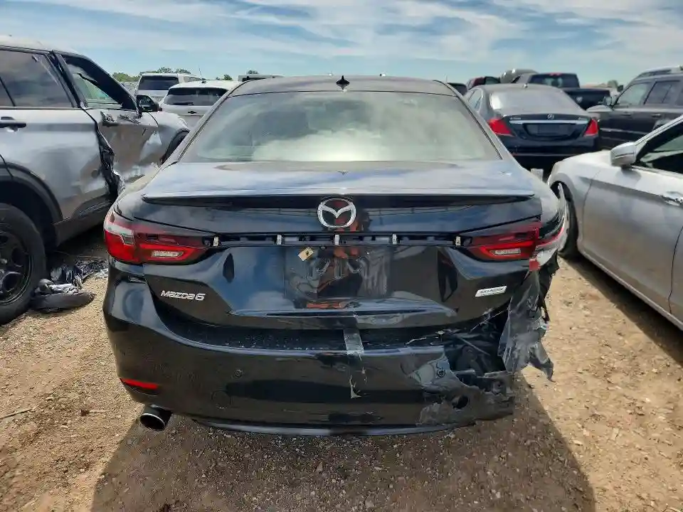 JM1GL1XY6J1321785 2018 MAZDA 6-5