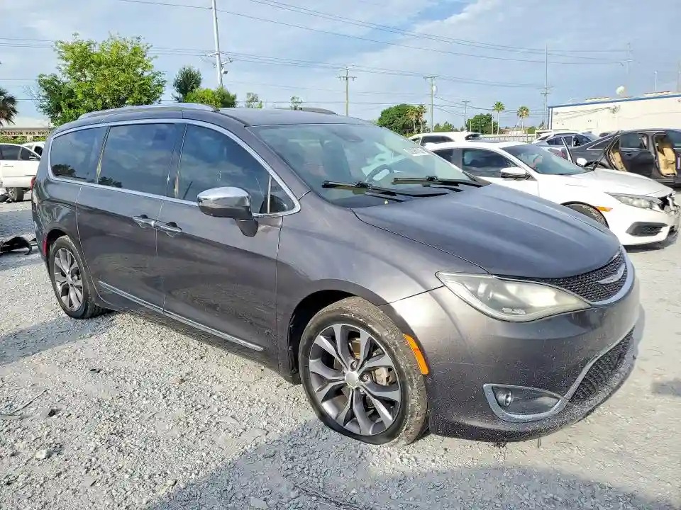 2C4RC1GG6JR106791 2018 CHRYSLER PACIFICA-3