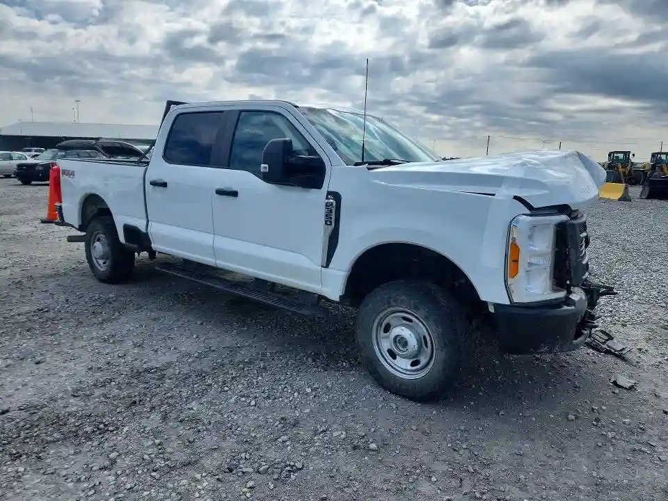 1FT8W3BA8PEC63004 2023 FORD F350-3