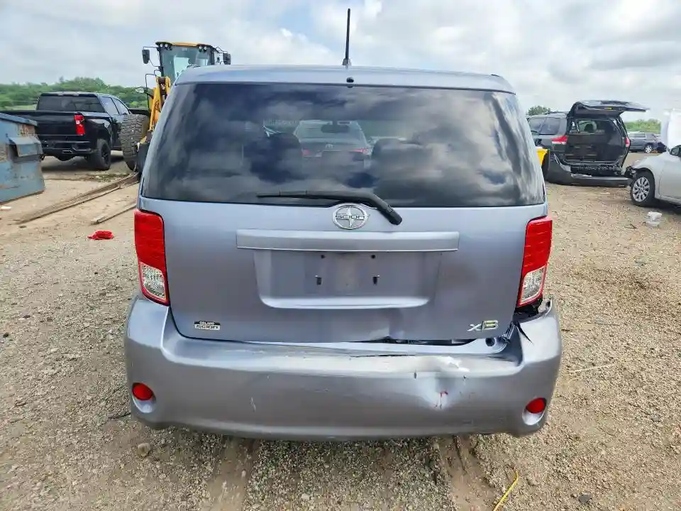 JTLZE4FE9CJ000293 2012 SCION XB-5