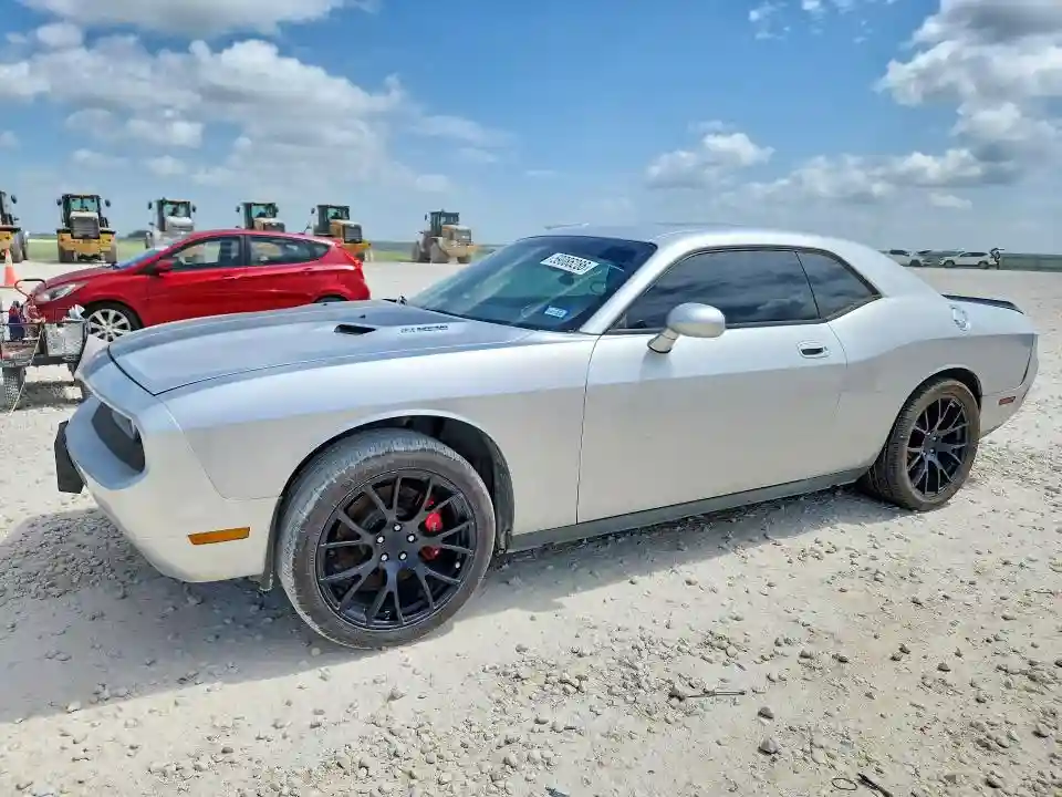 2B3CJ7DWXAH102762 2010 DODGE CHALLENGER-0