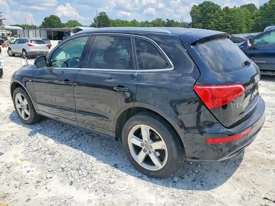WA1DKAFP9BA077768 2011 AUDI Q5-1