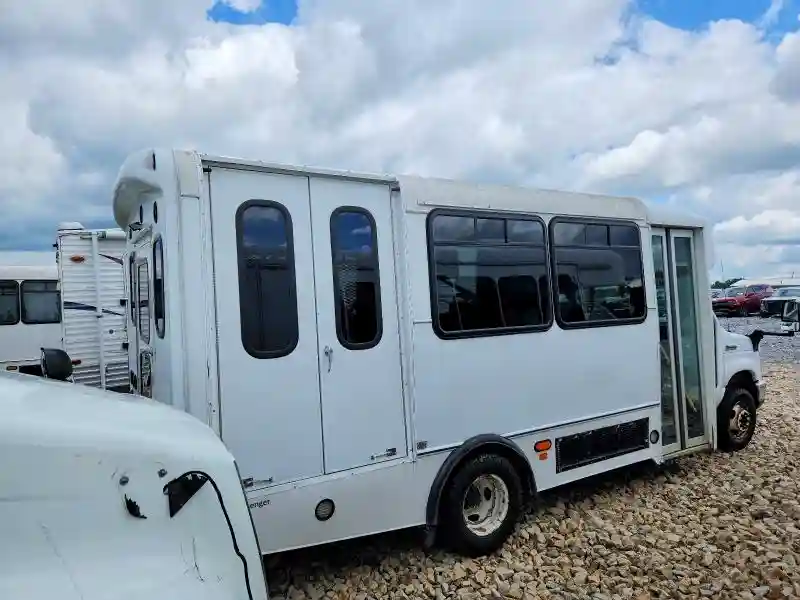 1FDFE4FSXHDC13744 2017 FORD ECONOLINE-3