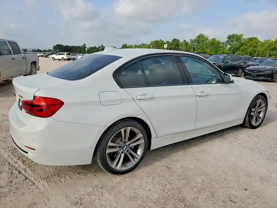 WBA8E9C58GK648942 2016 BMW 3 SERIES-2