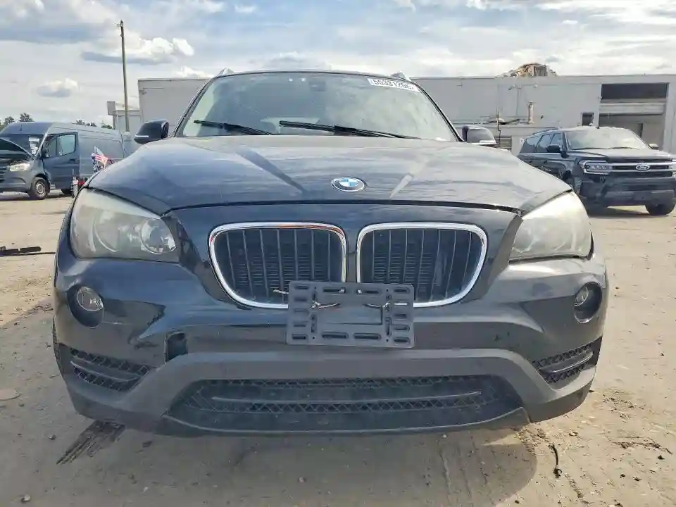 WBAVL1C58EVY10557 2014 BMW X1-4