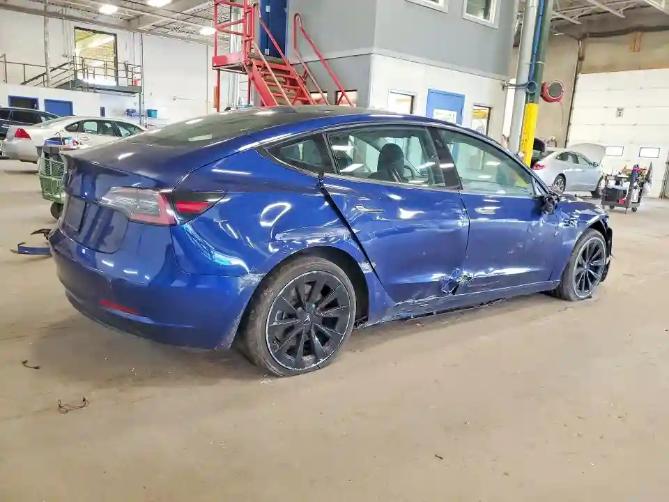 5YJ3E1EAXNF289113 2022 TESLA MODEL 3-2