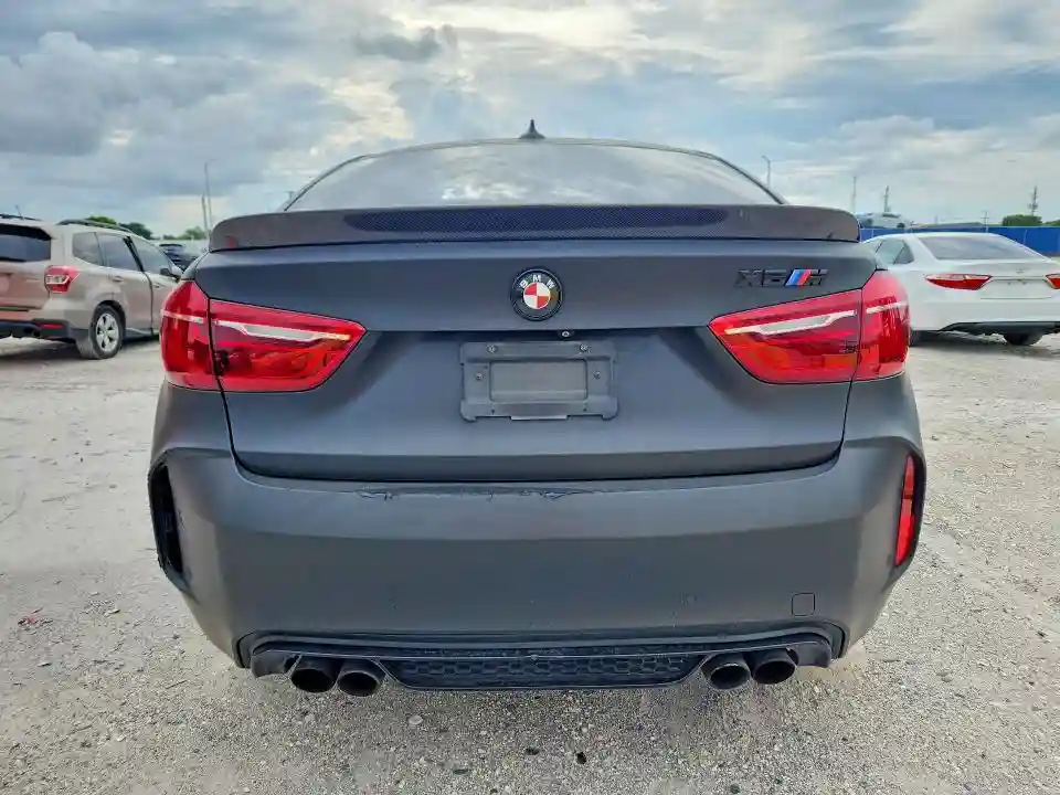 5YMKW8C34H0U72135 2017 BMW X6-5