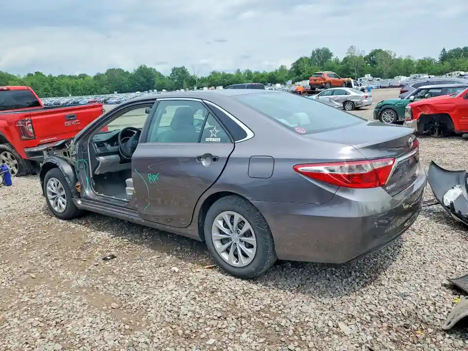 4T4BF1FK3FR474520 2015 TOYOTA CAMRY-1