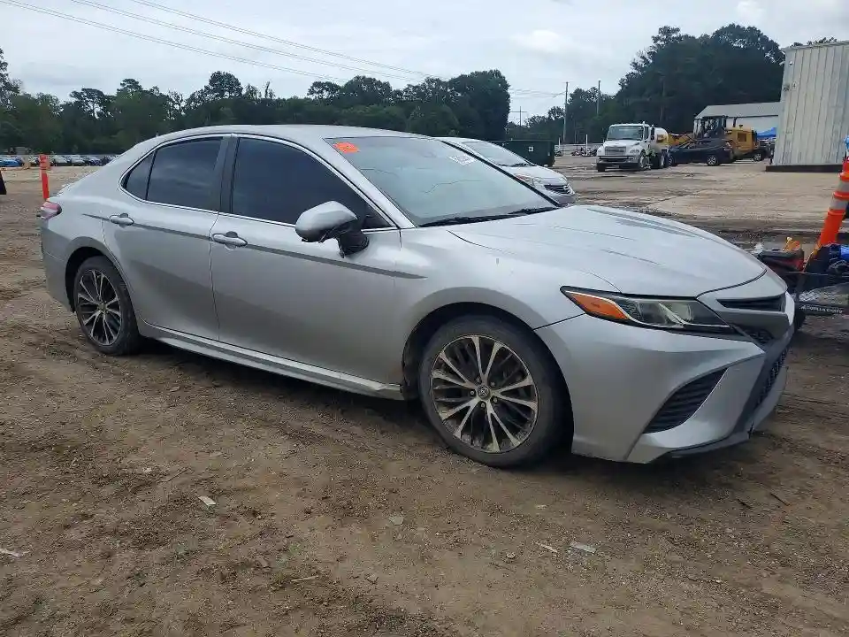 4T1B11HK9JU015345 2018 TOYOTA CAMRY-3